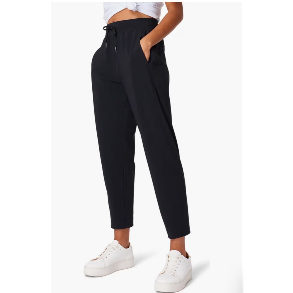Sweaty Betty • Explorer Pants in Black